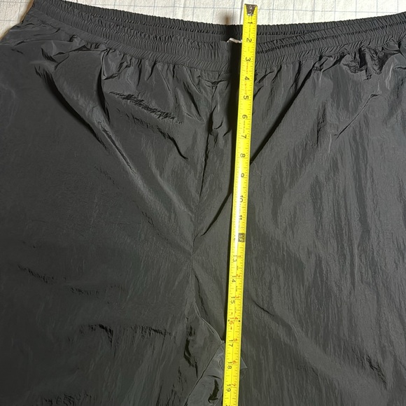 NWT Good American Essential Nylon Track Pant Black Size 6 (3x) - Picture 14 of 16